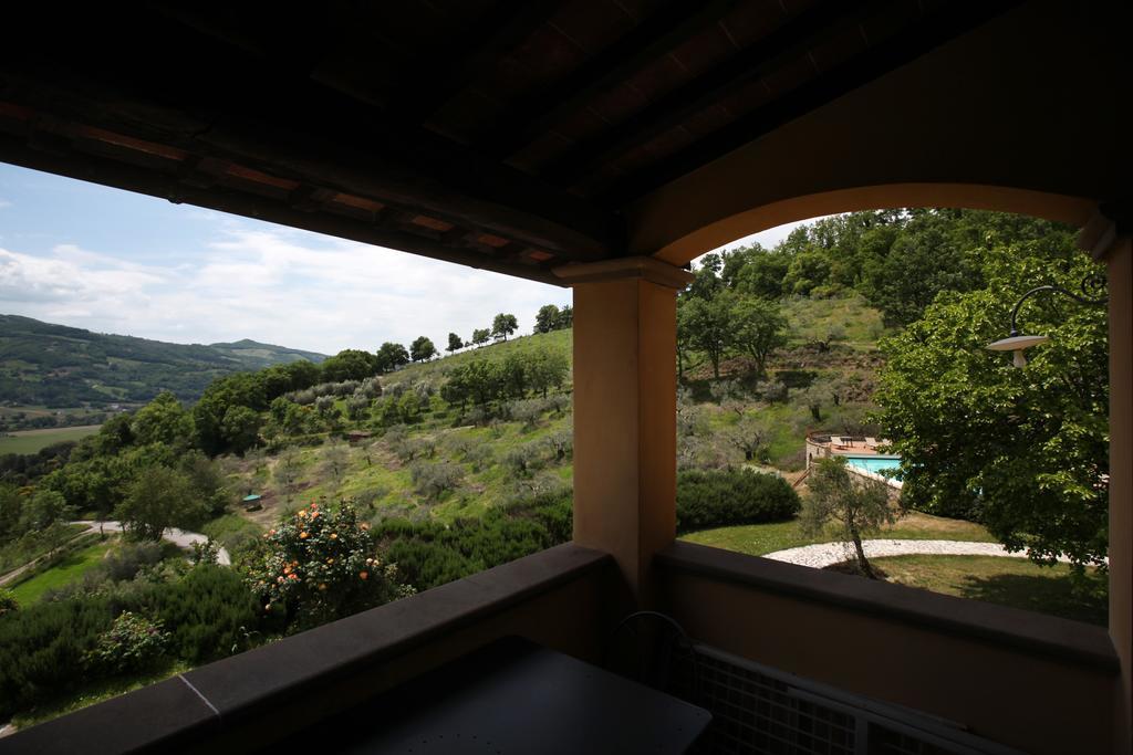 Agriturismo Castagna Alta Valfabbrica Bagian luar foto