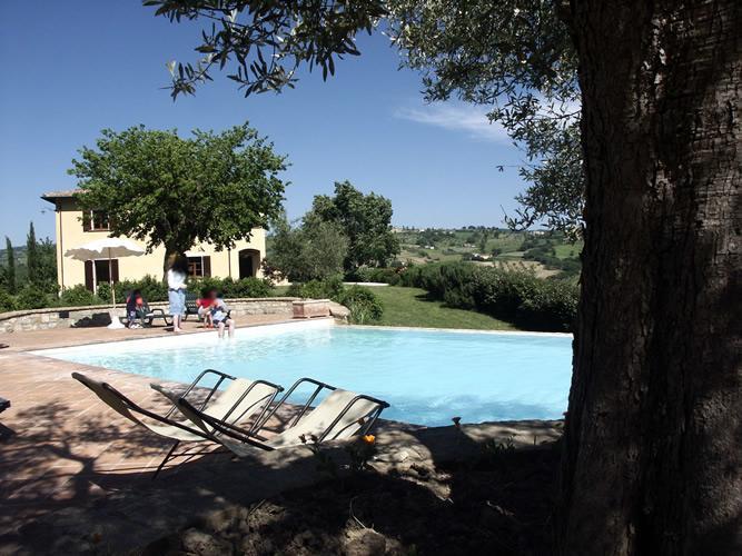 Agriturismo Castagna Alta Valfabbrica Bagian luar foto