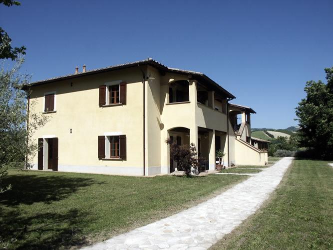 Agriturismo Castagna Alta Valfabbrica Bagian luar foto