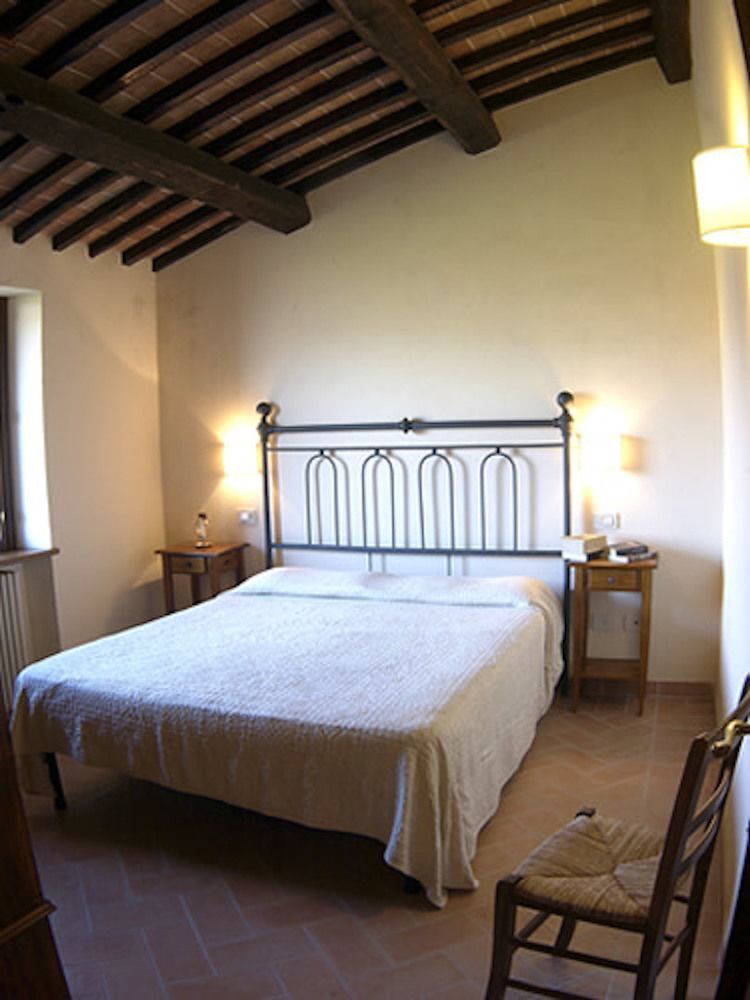 Agriturismo Castagna Alta Valfabbrica Bagian luar foto